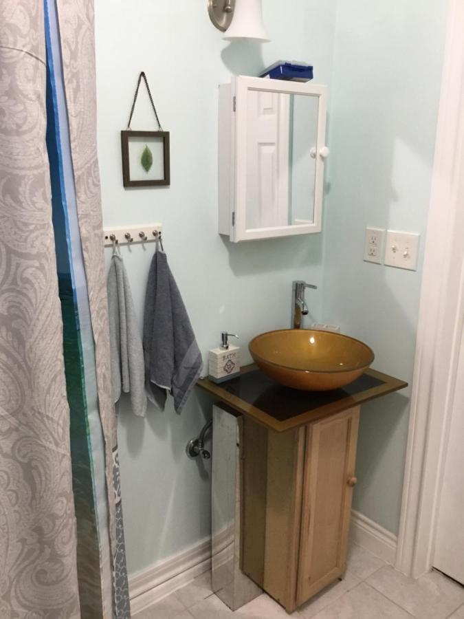 Studio Apartment At Historical House กาลเวสตัน ภายนอก รูปภาพ